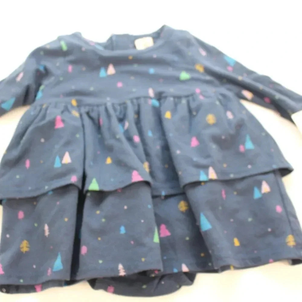 NWT TUCKER & TATE